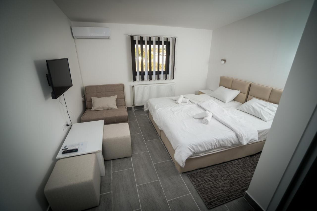 Prenociste Adria Aparthotel รานเย ภายนอก รูปภาพ